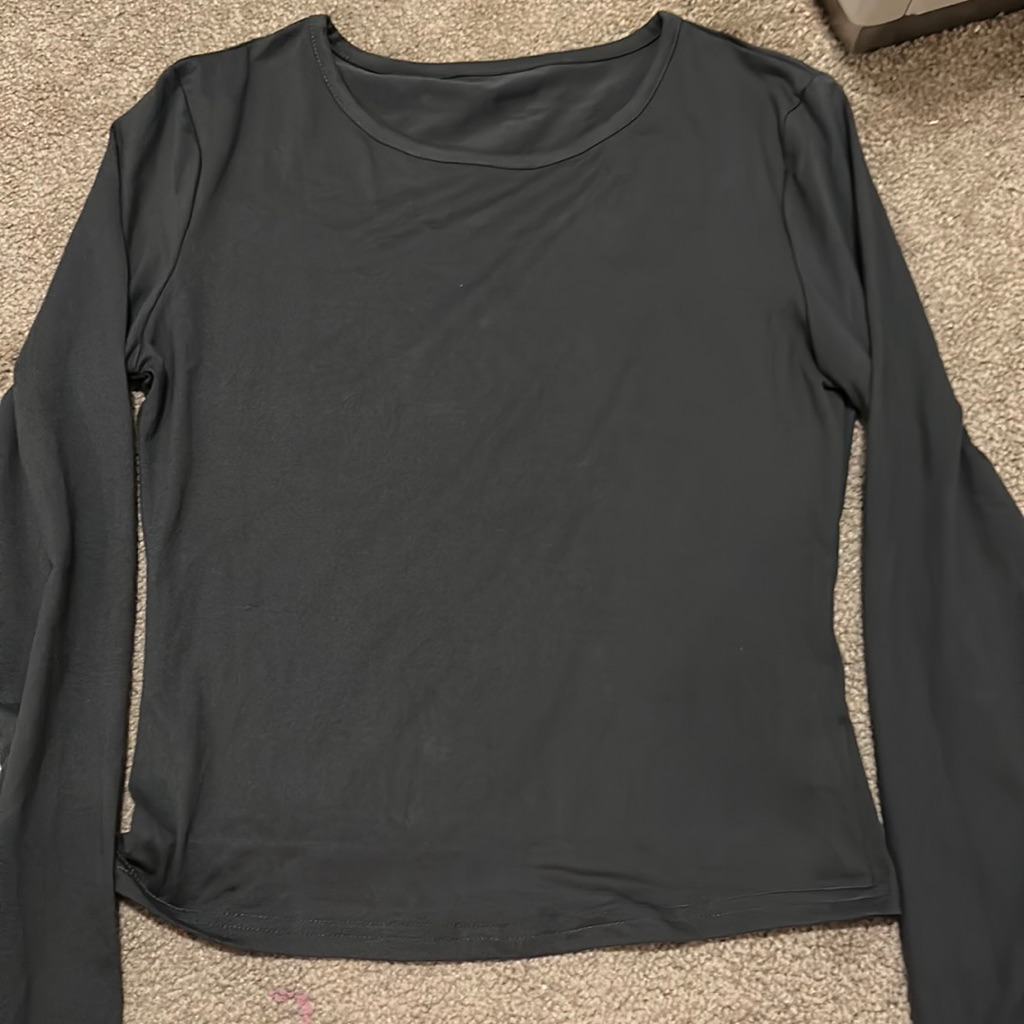 Basic Dark Grey Top